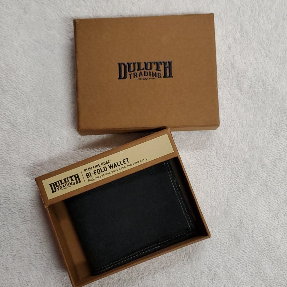 Duluth slim fire hose bifold